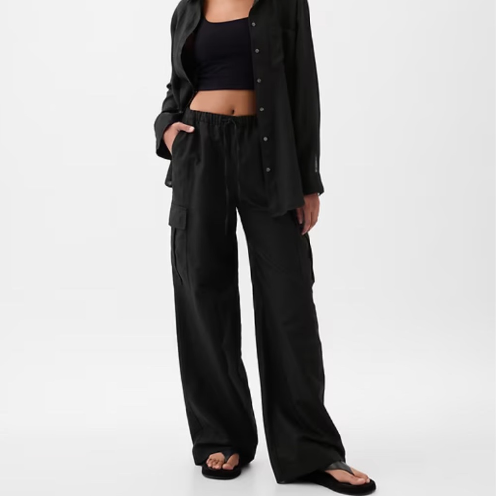 Gap midrise  linen cotton pull on cargo pants
